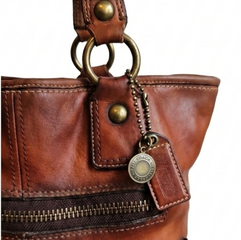 ​RARE 2007 Gigi Coach 65th Anniversary Twin Turnlock Legacy Leather Cognac Tote - Picture 6 of 15